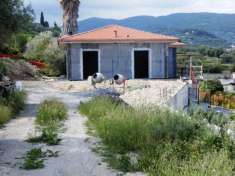 Foto Villa bifamiliare in vendita a Diano Castello