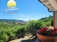 Foto Villa bifamiliare in vendita a Diano Marina