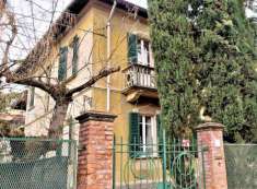 Foto Villa bifamiliare in vendita a Foligno