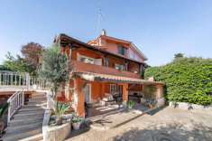 Foto Villa bifamiliare in vendita a Formello