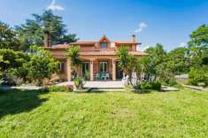 Foto Villa bifamiliare in vendita a Formello