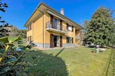 Foto Villa bifamiliare in vendita a Gavirate