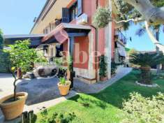 Foto Villa bifamiliare in vendita a Giugliano In Campania