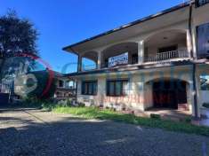 Foto Villa bifamiliare in vendita a Grottaferrata