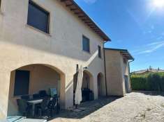 Foto Villa bifamiliare in vendita a Gualdo Tadino