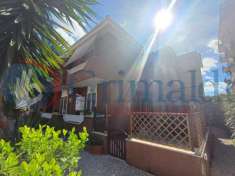Foto Villa bifamiliare in vendita a Guidonia Montecelio