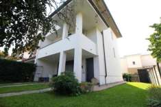 Foto Villa bifamiliare in vendita a Legnano