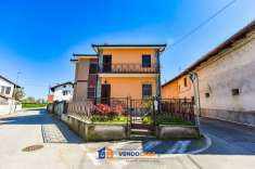 Foto Villa bifamiliare in vendita a Lombriasco
