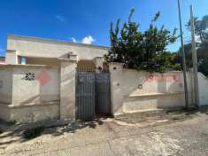 Foto Villa bifamiliare in vendita a Manduria
