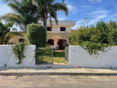 Foto Villa bifamiliare in vendita a Melendugno