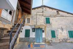 Foto Villa bifamiliare in vendita a Monastero Di Vasco