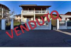 Foto Villa bifamiliare in vendita a Paderno Dugnano