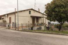 Foto Villa bifamiliare in vendita a Poggio Mirteto - 3 locali 80mq