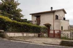 Foto Villa bifamiliare in vendita a Poggio Mirteto - 4 locali 142mq