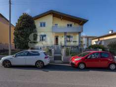 Foto Villa bifamiliare in vendita a Pordenone