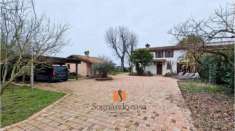 Foto Villa bifamiliare in vendita a Ravenna - 8 locali 450mq