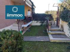 Foto Villa bifamiliare in vendita a Roma