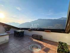 Foto Villa bifamiliare in vendita a Rovereto