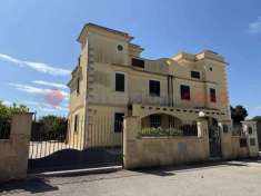 Foto Villa bifamiliare in vendita a Taranto