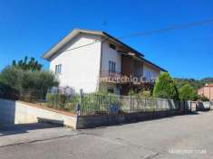 Foto Villa bifamiliare in vendita a Tavullia