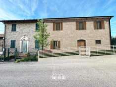 Foto Villa bifamiliare in vendita a Terre Roveresche