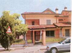 Foto Villa bifamiliare in vendita a Trescore Cremasco