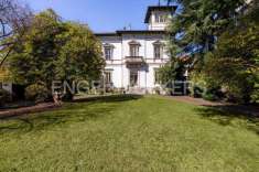 Foto Villa bifamiliare in vendita a Verbania