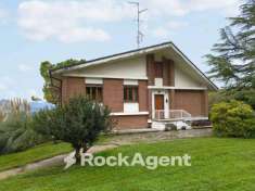 Foto Villa bifamiliare in vendita a Vignale Monferrato