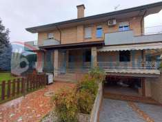 Foto Villa bifamiliare in vendita a Vigonza