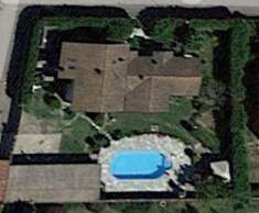 Foto Villa Bifamiliare Indipendente con piscina