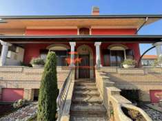 Foto VILLA BIFAMILIARE UNICA NEL SUO GENERE