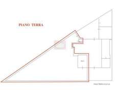 Foto VILLA CHIAVICHE: n. 1 negozio GIA A REDDITO a Euro/mese 358,00 - OTTIMO INVESTIMENTO
