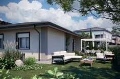 Foto Villa con ampio giardino privato