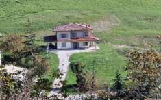 Foto VILLA CON GIARDINO