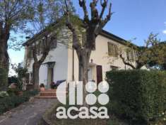 Foto Villa con Parco Privato e Vista Mare