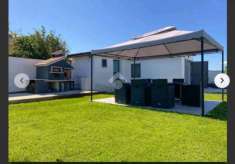 Foto Villa con Piscina