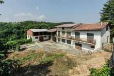 Foto Villa di 1130 m con pi di 5 locali e box auto doppio in vendita a Sciolze
