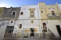 Foto Villa di 130 m con pi di 5 locali in vendita a Oria