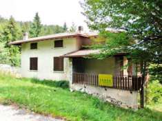 Foto Villa di 1326 m con 4 locali e box auto doppio in vendita a Treviso Bresciano