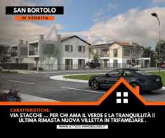 Foto Villa di 143 m con pi di 5 locali e box auto in vendita a Rovigo
