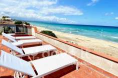 Foto Villa di 147 m con 4 locali e posto auto in vendita a Noto