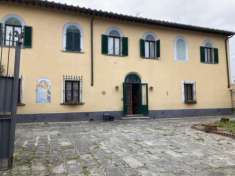 Foto VILLA di 15 vani e di 480 mq (CAMPI BISENZIO) rif. L1123