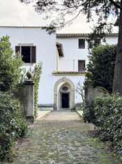 Foto VILLA di 15 vani e di 523 mq (FIRENZE) rif. D117