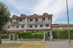 Foto Villa di 150 m con 5 locali e box auto doppio in vendita a Rivalta di Torino