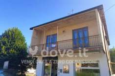 Foto Villa di 160 m con 3 locali in vendita a Besozzo