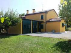 Foto Villa di 170 m con 3 locali e box auto doppio in vendita a Selvazzano Dentro