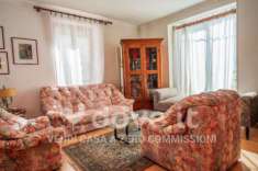 Foto Villa di 170 m con pi di 5 locali e posto auto in vendita a Airole [rif. DV-9421]