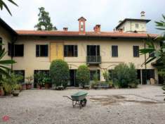 Foto Villa di 1700mq in Via Guglielmo Marconi  a Buscate