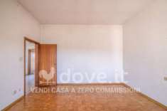 Foto Villa di 178 m con pi di 5 locali e box auto in vendita a Cotignola [rif. DV-9970]