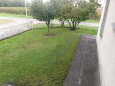 Foto Villa di 180 m con pi di 5 locali e box auto in vendita a Novi di Modena